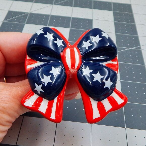 Nora Fleming Mini A192 Patriotic Bow 4th of July Independence Day Red White Blue - Picture 1 of 8